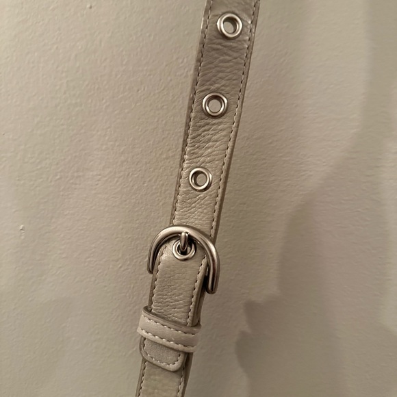 Tan COACH cross body - Picture 2 of 4